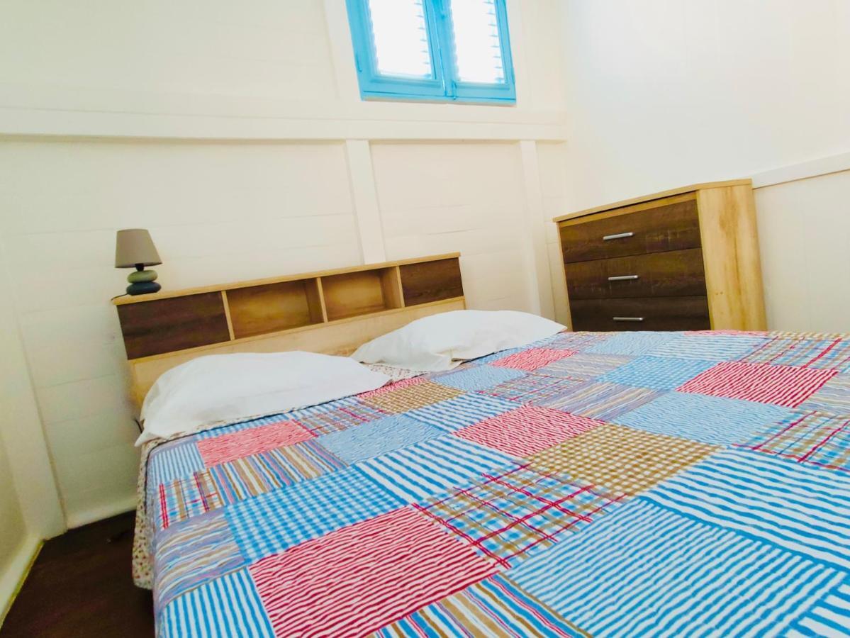 Location Maison Bleue Avec Piscine Privative Au Carbet Martinique Le Carbet Luaran gambar